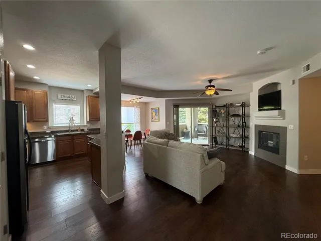 4464 Copeland Loop #102 Littleton, CO 80126