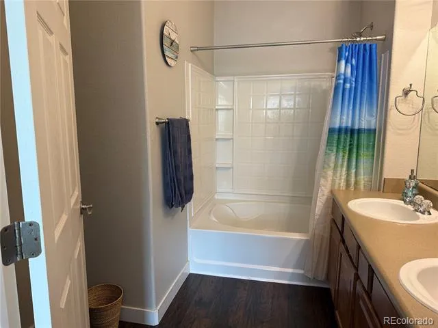 4464 Copeland Loop #102 Littleton, CO 80126