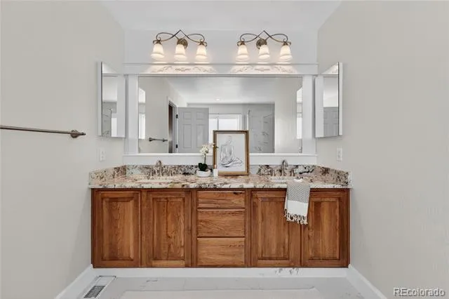 1774 Spring Water Place Highlands Ranch, CO 80129