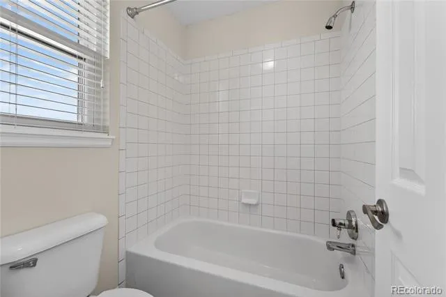 1774 Spring Water Place Highlands Ranch, CO 80129