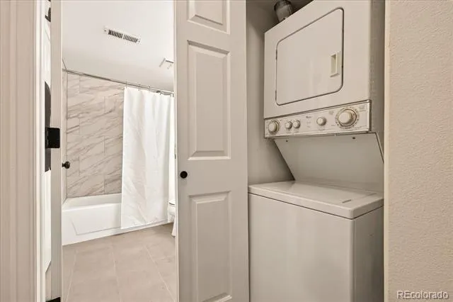 2575 S Syracuse Way #I06 Denver, CO 80231