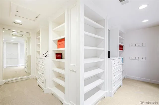 25 S Elm Street Denver, CO 80246