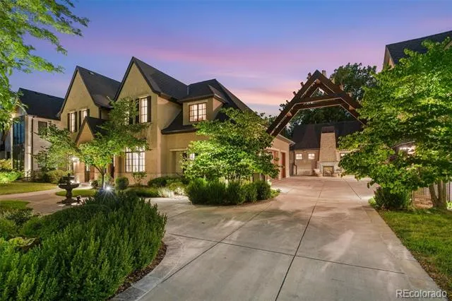 25 S Elm Street Denver, CO 80246
