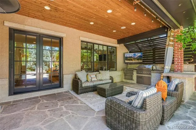 25 S Elm Street Denver, CO 80246