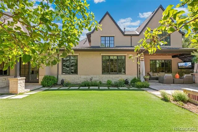 25 S Elm Street Denver, CO 80246