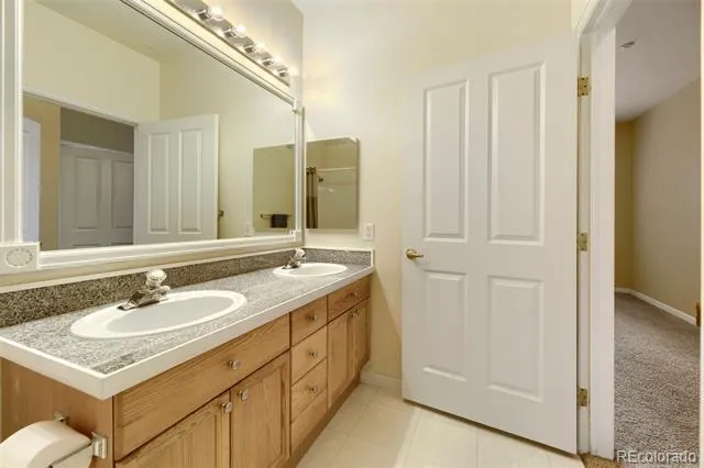9691 W Coco Circle #105 Littleton, CO 80128