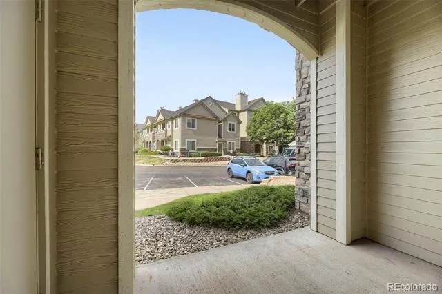 9691 W Coco Circle #105 Littleton, CO 80128