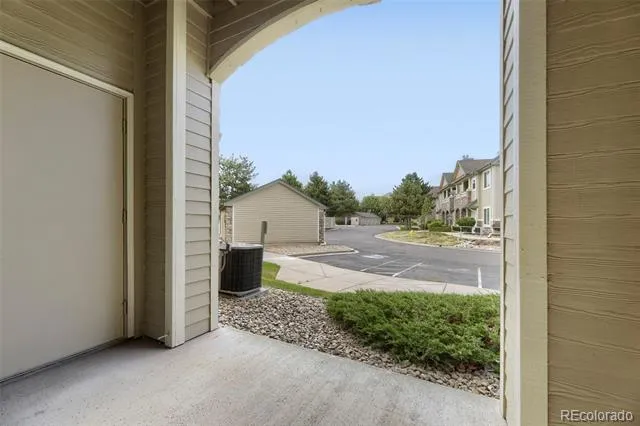 9691 W Coco Circle #105 Littleton, CO 80128