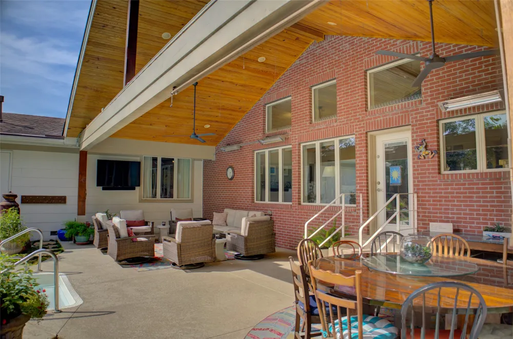 3845 Utica Avenue Tulsa, OK 74105