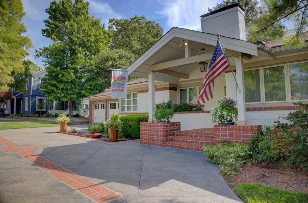 3845 Utica Avenue Tulsa, OK 74105