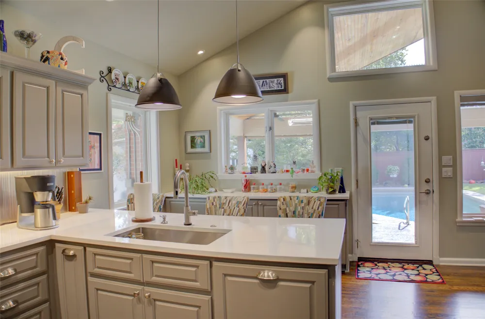 3845 Utica Avenue Tulsa, OK 74105
