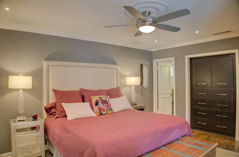 3845 Utica Avenue Tulsa, OK 74105