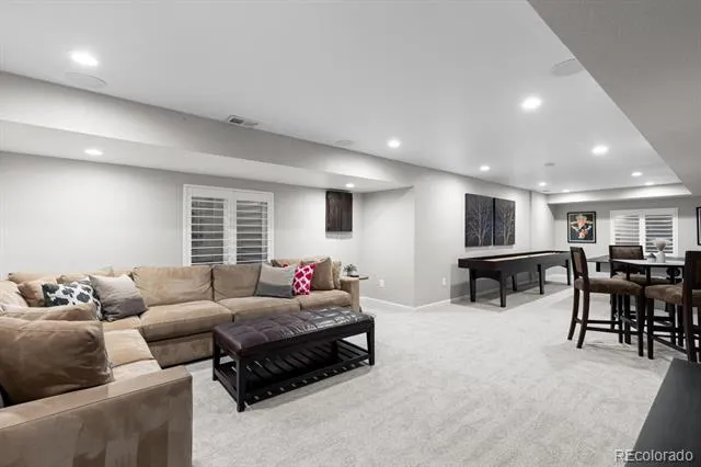 592 Meadowleaf Lane Highlands Ranch, CO 80126