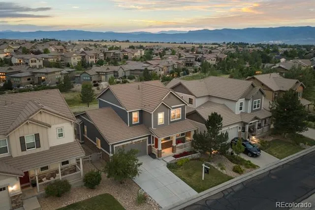 592 Meadowleaf Lane Highlands Ranch, CO 80126