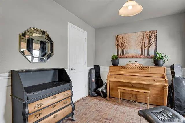 9052 Sandpiper Drive Longmont, CO 80504