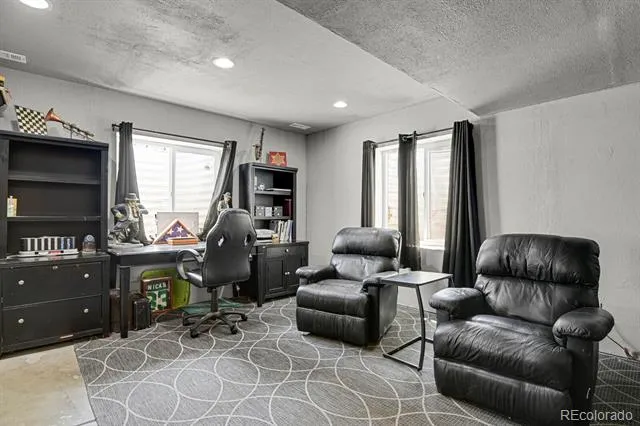 9052 Sandpiper Drive Longmont, CO 80504