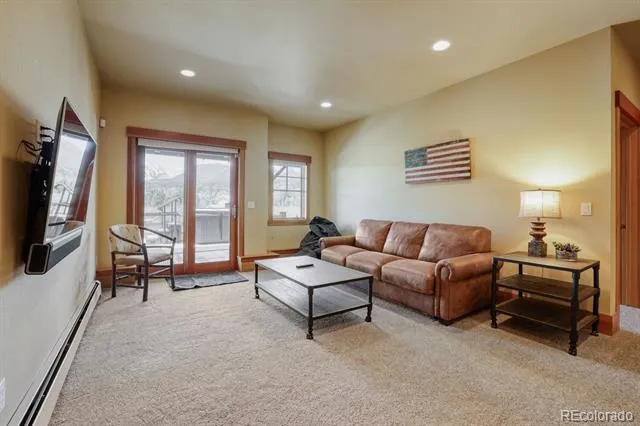 127 Hillside Drive Silverthorne, CO 80498