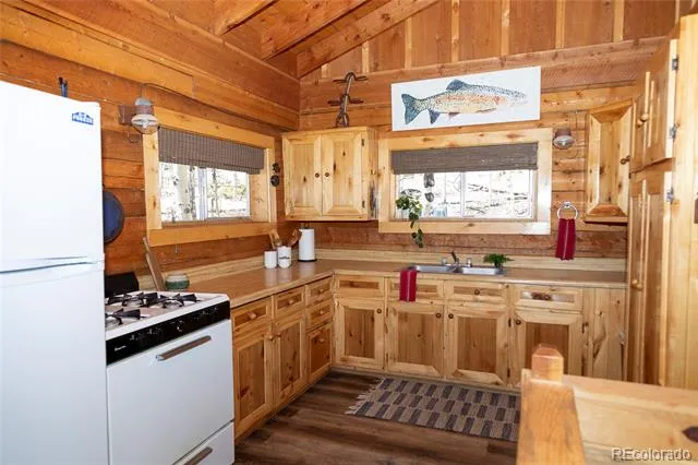 1001 County Rd 17 Lake City, CO 81235