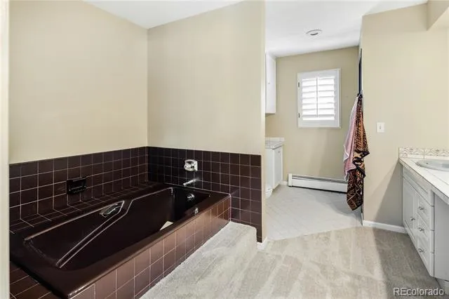 4 Windover Road Greenwood Village, CO 80121