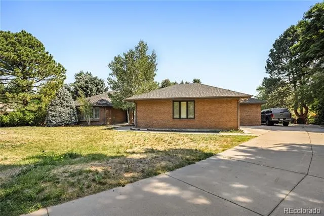 4 Windover Road Greenwood Village, CO 80121