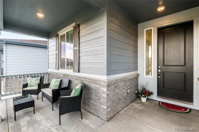 7376 S White Crow Way Aurora, CO 80016
