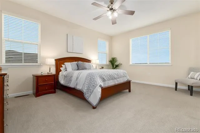 7376 S White Crow Way Aurora, CO 80016