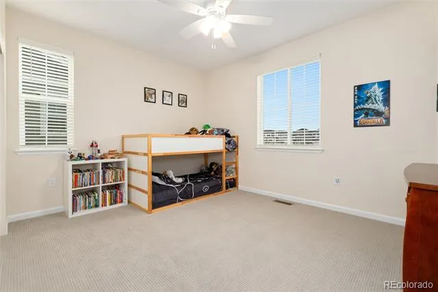 7376 S White Crow Way Aurora, CO 80016
