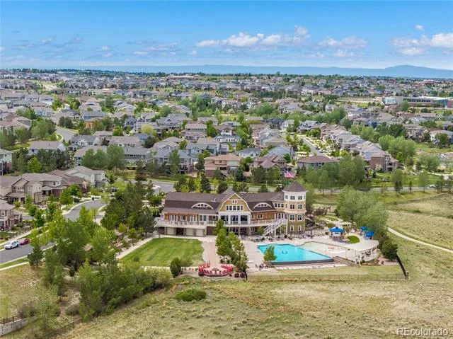 7376 S White Crow Way Aurora, CO 80016