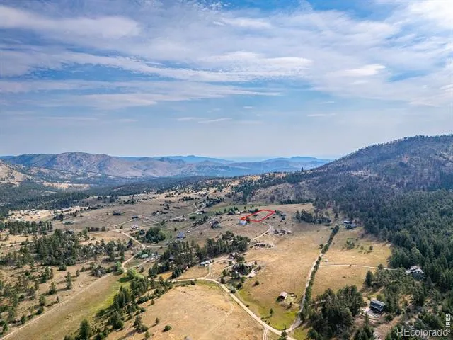 150 Wolf Drive Drake, CO 80515
