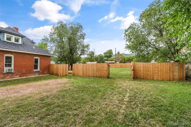 2407 Howbert Street Colorado Springs, CO 80904