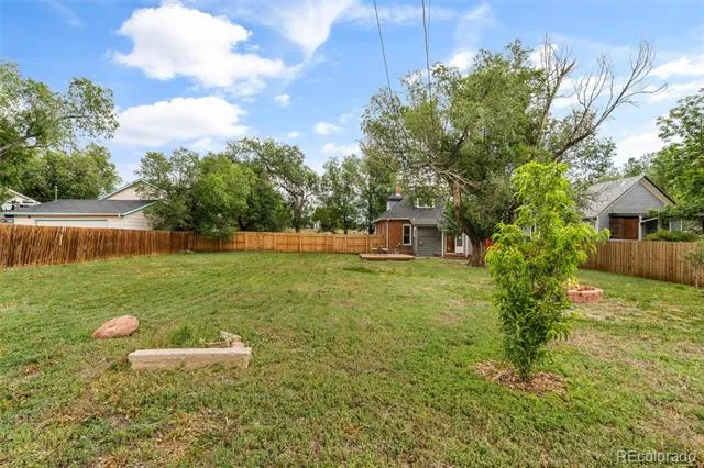 2407 Howbert Street Colorado Springs, CO 80904