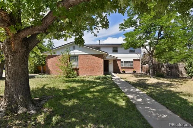 8239 S Marshall Street Littleton, CO 80128