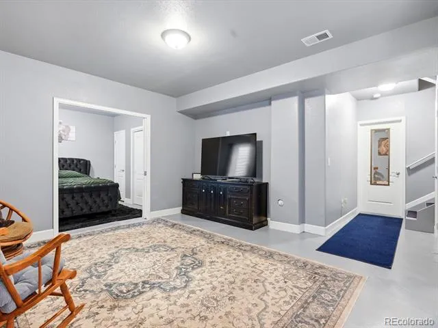 4727 E 95th Drive Thornton, CO 80229