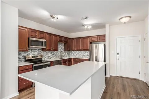 9633 E 5th Avenue #10304