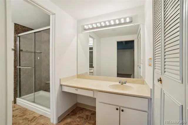 7877 E Mississippi Avenue #1501 Denver, CO 80247