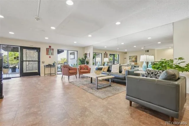 7877 E Mississippi Avenue #1501 Denver, CO 80247