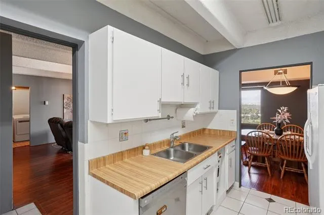 7877 E Mississippi Avenue #1501 Denver, CO 80247