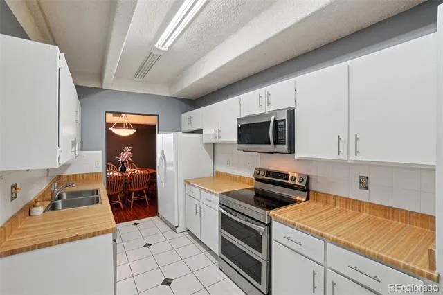 7877 E Mississippi Avenue #1501 Denver, CO 80247