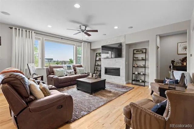 15924 E 117th Avenue Commerce City, CO 80022