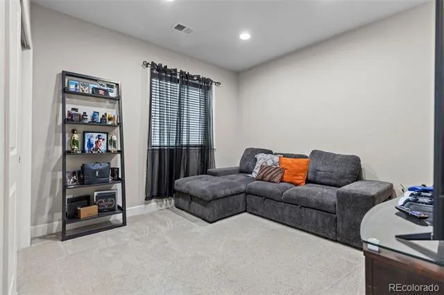 15924 E 117th Avenue Commerce City, CO 80022