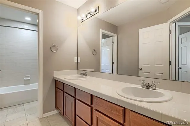 21210 E Bellewood Drive Aurora, CO 80015