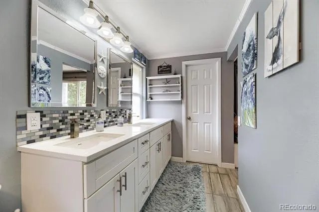 8830 W 80th Drive Arvada, CO 80005