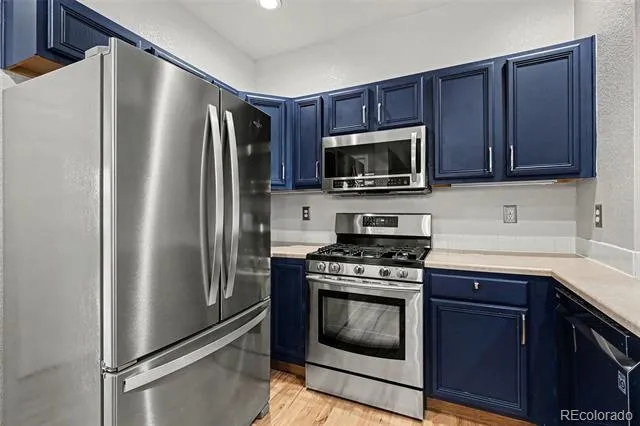2423 Water Cress Court Longmont, CO 80504