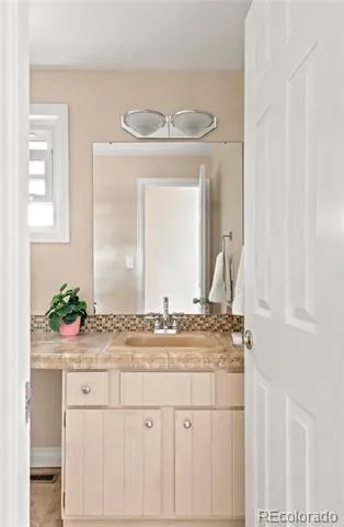 2223 Harvard Court Longmont, CO 80503