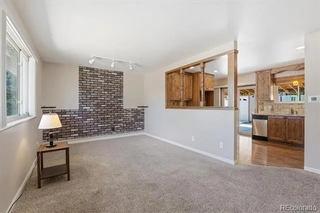 8239 Loretta Drive Denver, CO 80221