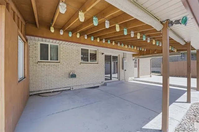 8239 Loretta Drive Denver, CO 80221