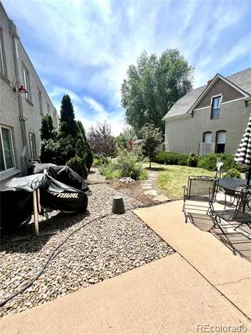 2480 W Caithness Place #8 Denver, CO 80211