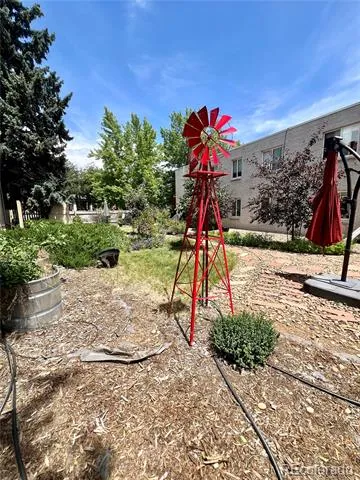 2480 W Caithness Place #8 Denver, CO 80211