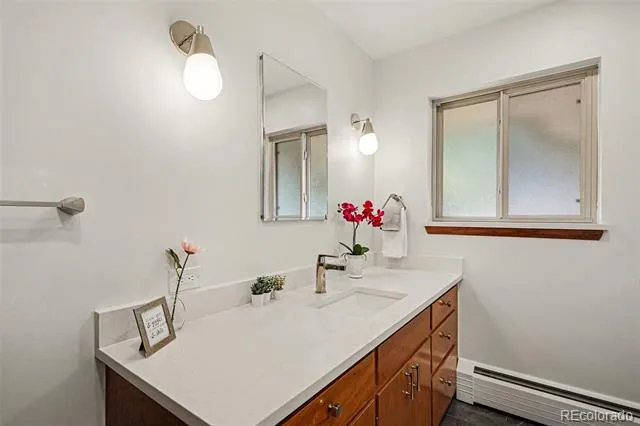 5030 S Beeler Street Greenwood Village, CO 80111