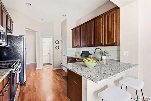 6175 S Paris Street Englewood, CO 80111